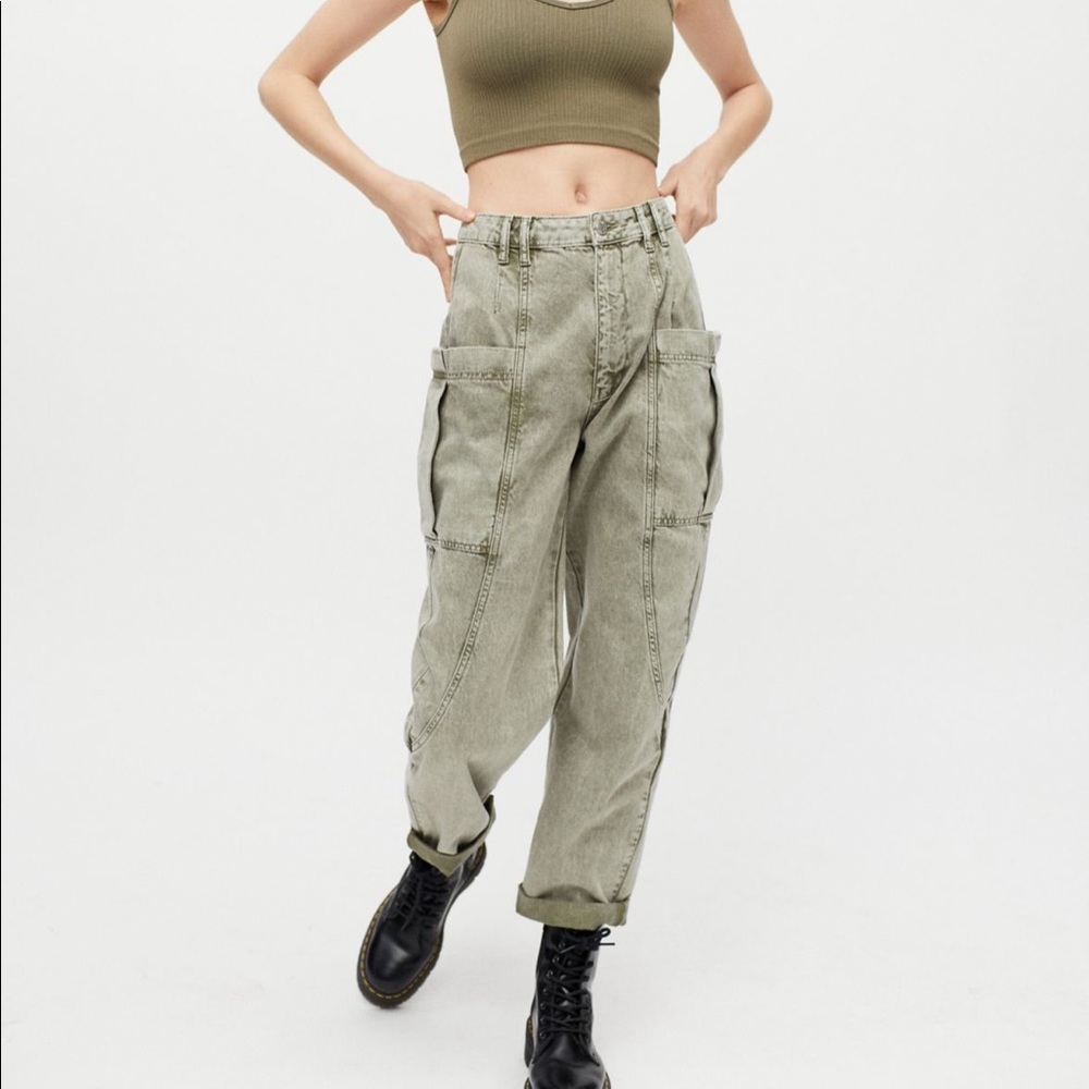 BDG Tess High-Waisted Utility Jean